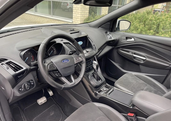 Ford Kuga cena 65900 przebieg: 187000, rok produkcji 2018 z Szczecin małe 781